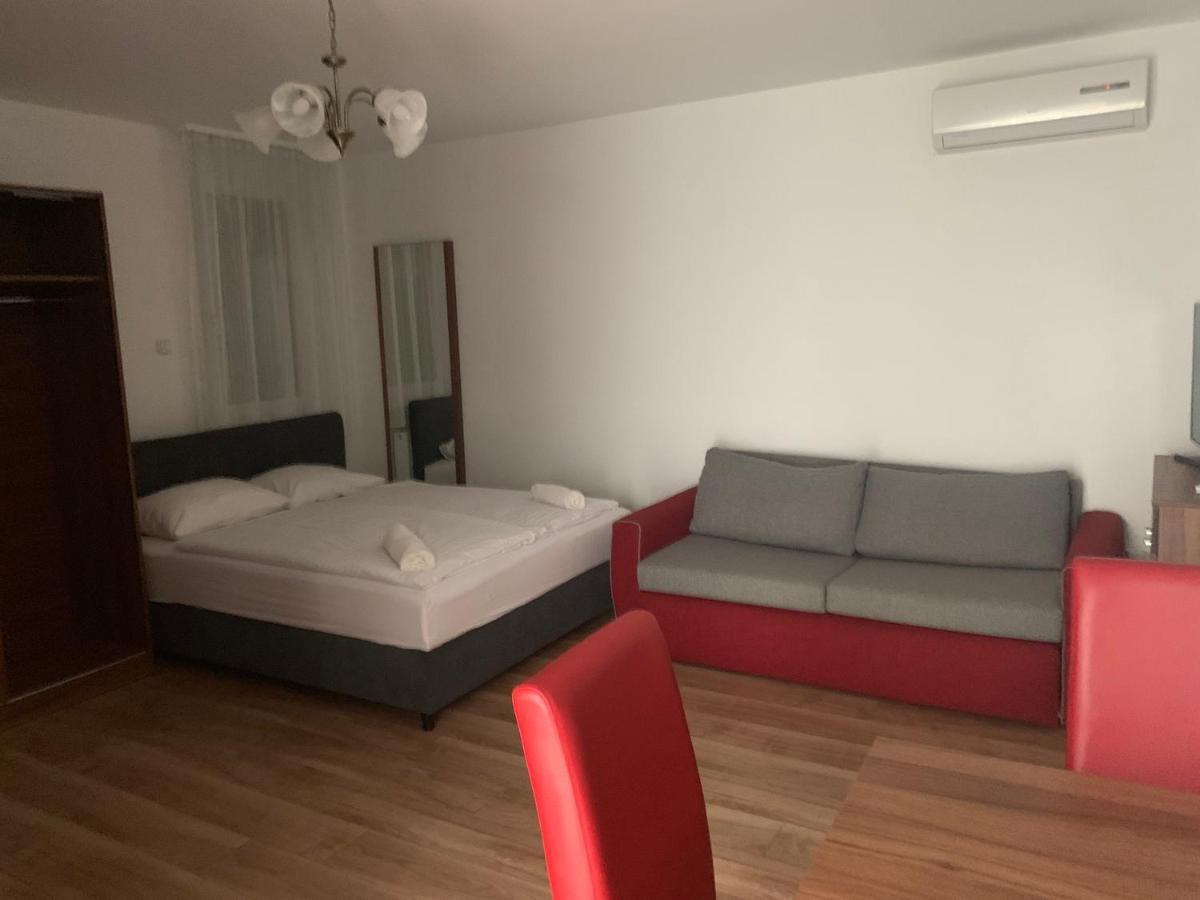 Veritas Apartment Zamárdi Exterior foto